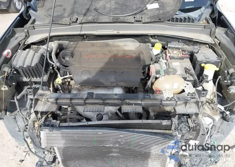 2018 Jeep Renegade Latitude Fwd z USA, uszkodzony, nr VIN ZACCJABB2JPH48422